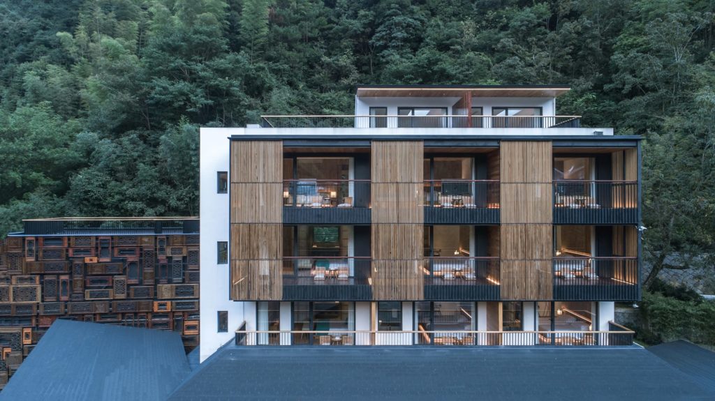 Yule Mountain hotel by continuation studio