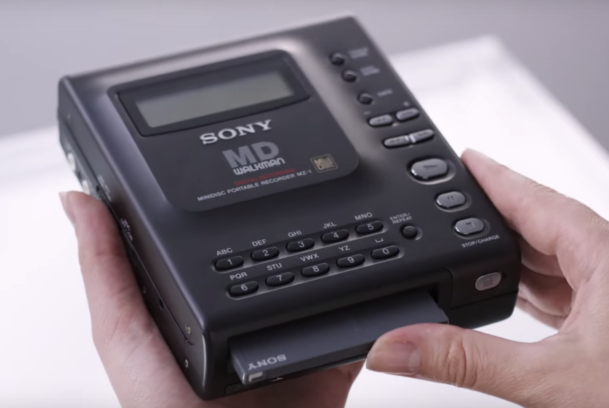 SONY 40TH ANNIVERSARY WALKMAN NW-A100TPS