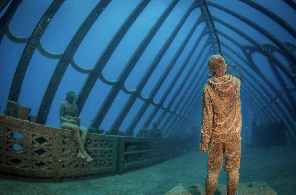 museum of underwater art (MOUA) 