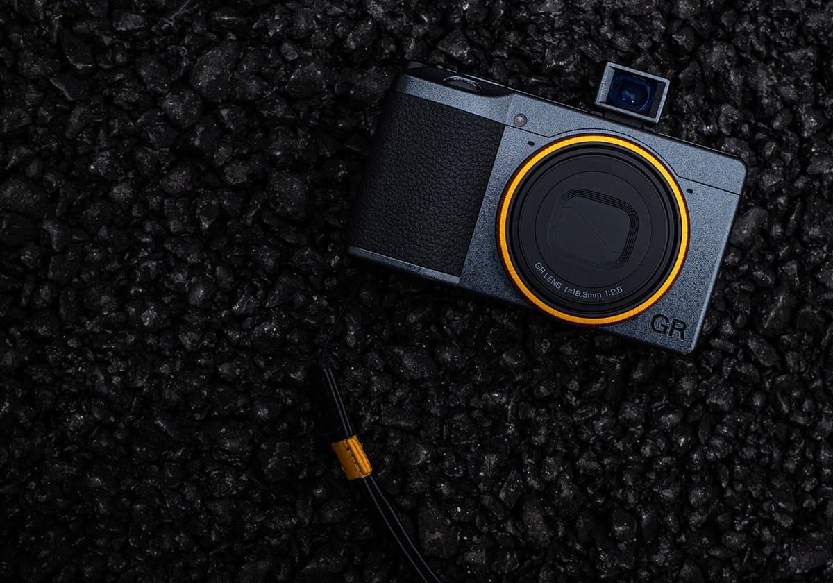 最經典的隨身機- Ricoh GRIII 限量塗裝版「STREET EDITION