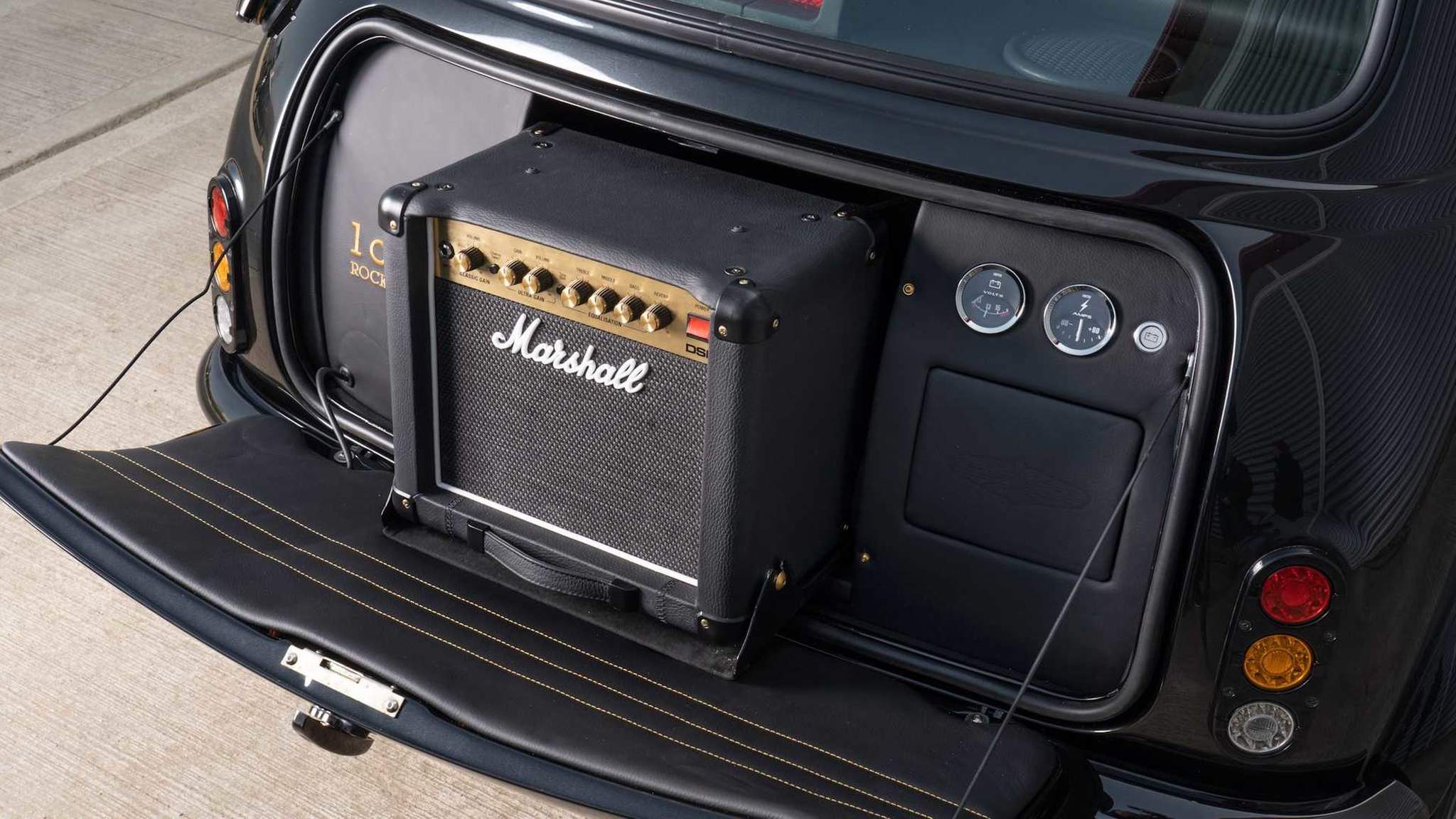 「Mini + Marshall=?」時尚華麗的聯名車款，結合音樂通往每一趟目的地 - 「 Mini Remastered Marshall ...