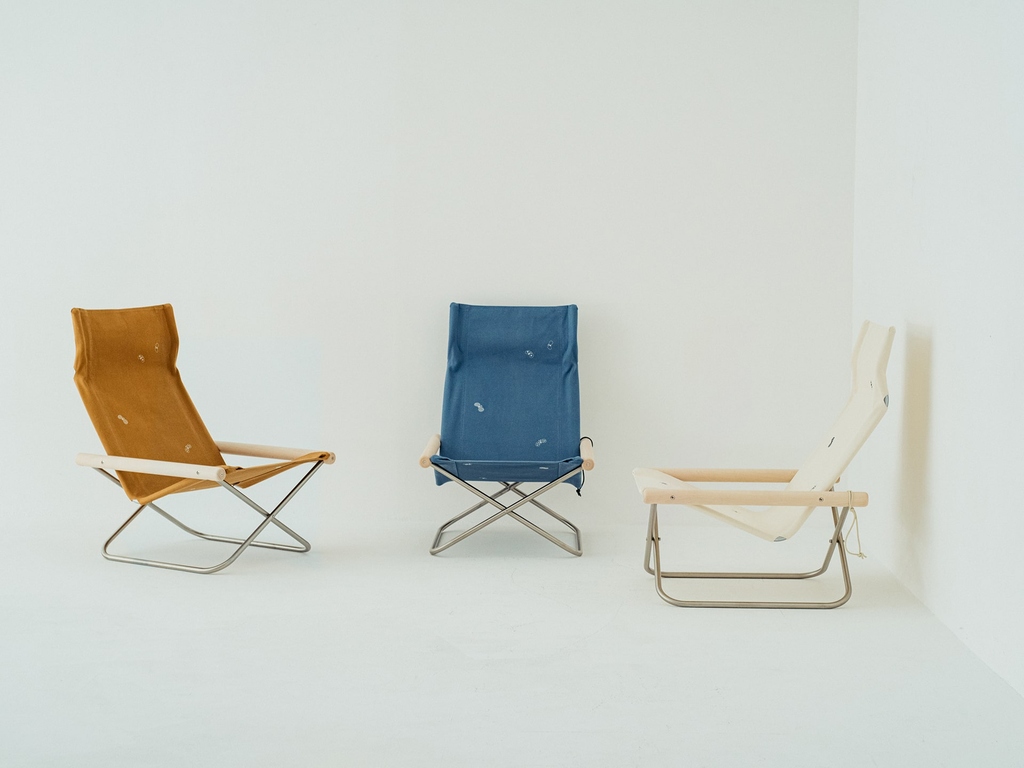 Nychair X Ottoman minä perhonen 日本Nychair X - minä perhonen 手繪圖案聯名折疊椅，70年代至今